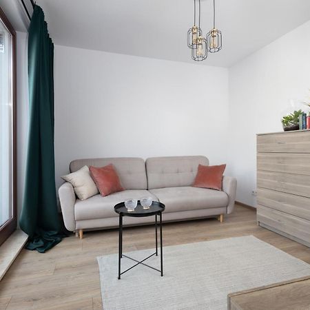 Apartament Goclawska Swps Pge Narodowy Dworzec Wschodni Soho Factory Варшава Экстерьер фото